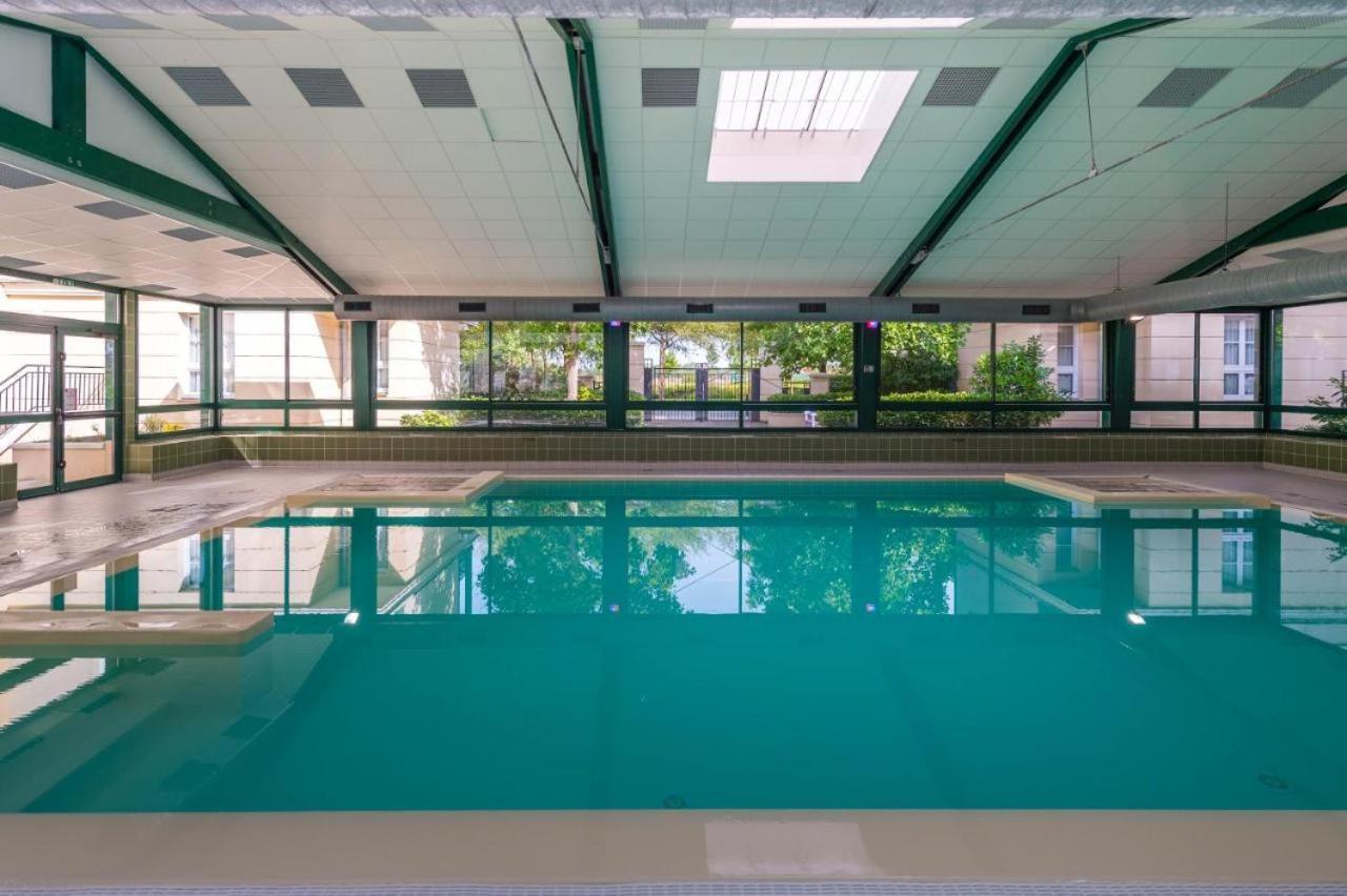 Jungle Duplex With Pool 5 Min Disneyland 塞里斯 外观 照片